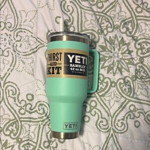 YETI Rambler 42 oz Mug in Aqua
